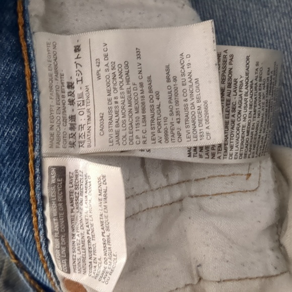 Levi's 501 Distressed Jeans - Picture 9 of 14